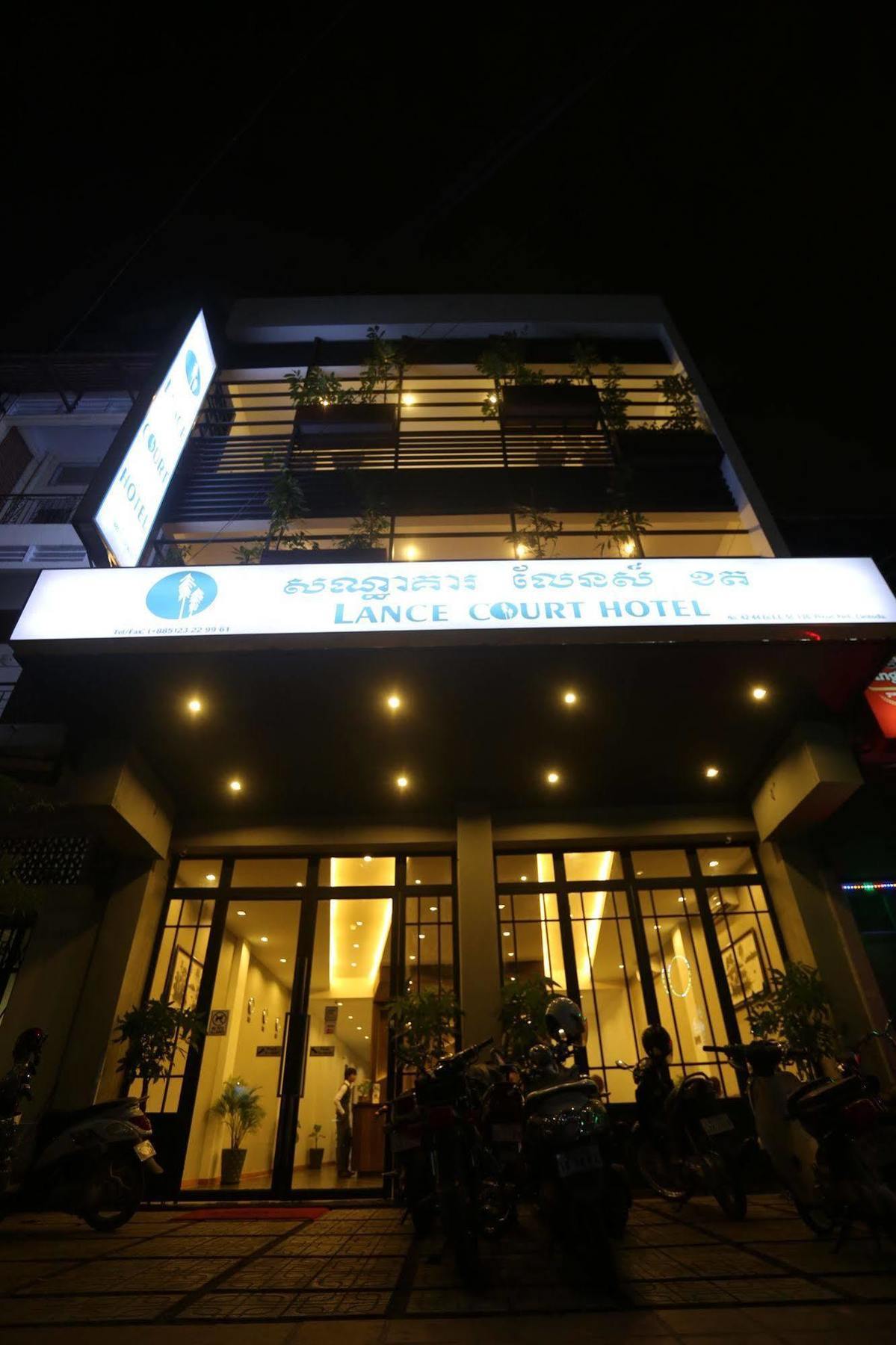 Secrets Hotel Cambodia Phnom Penh Exterior photo