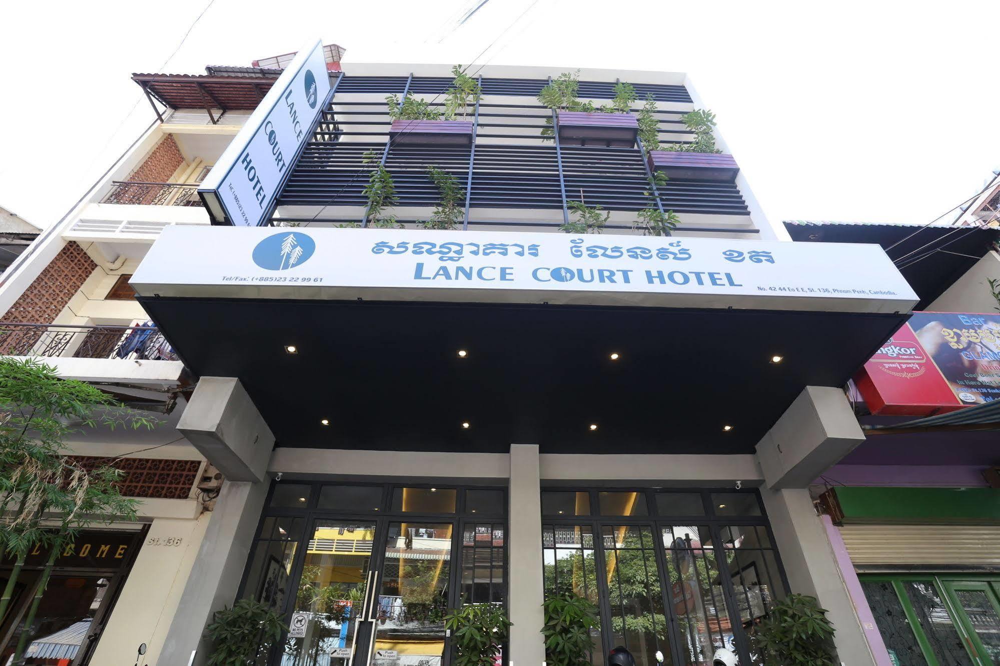 Secrets Hotel Cambodia Phnom Penh Exterior photo